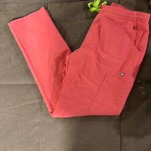 Figs Women’s Yola Bright Coral Scrub Pants